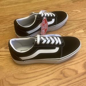 Brand new Vans platform shoes